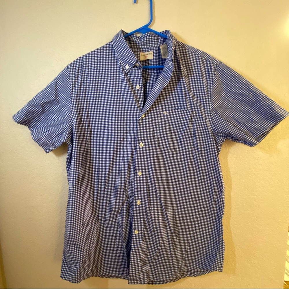 Dockers Blue and White Casual Button Down Shirt